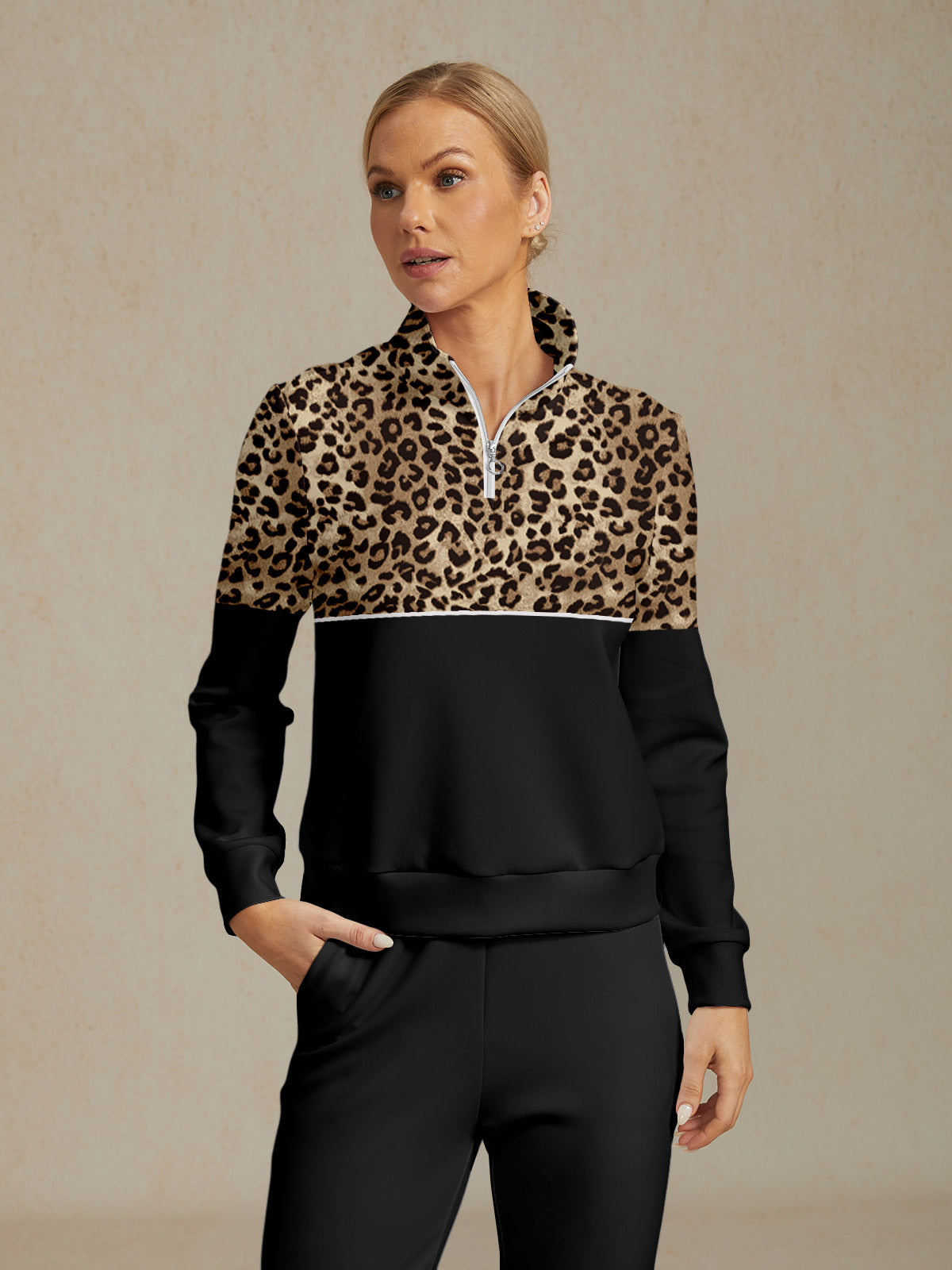 Wildlife Party Golf Sweatshirt