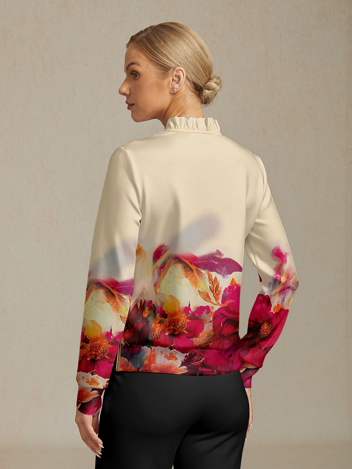 Botanical Energy Ruffle Collar Golf Sweatshirt