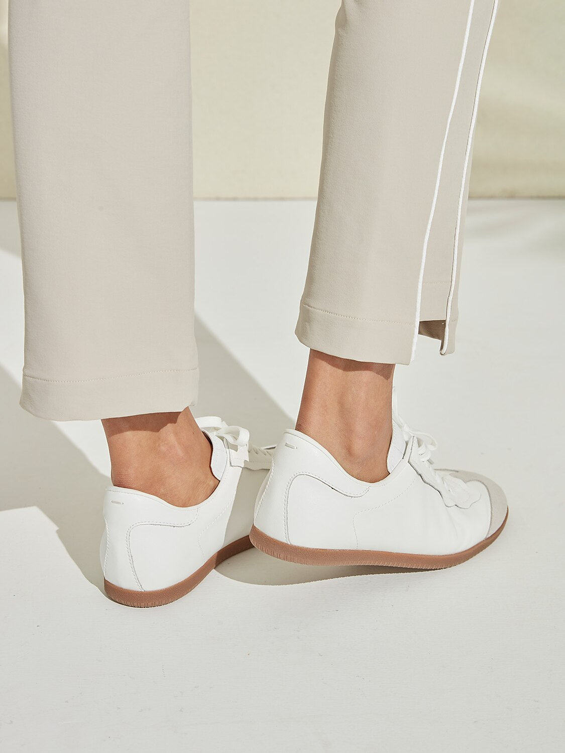 FitFlex Leather Retro Trainer Sneakers Women