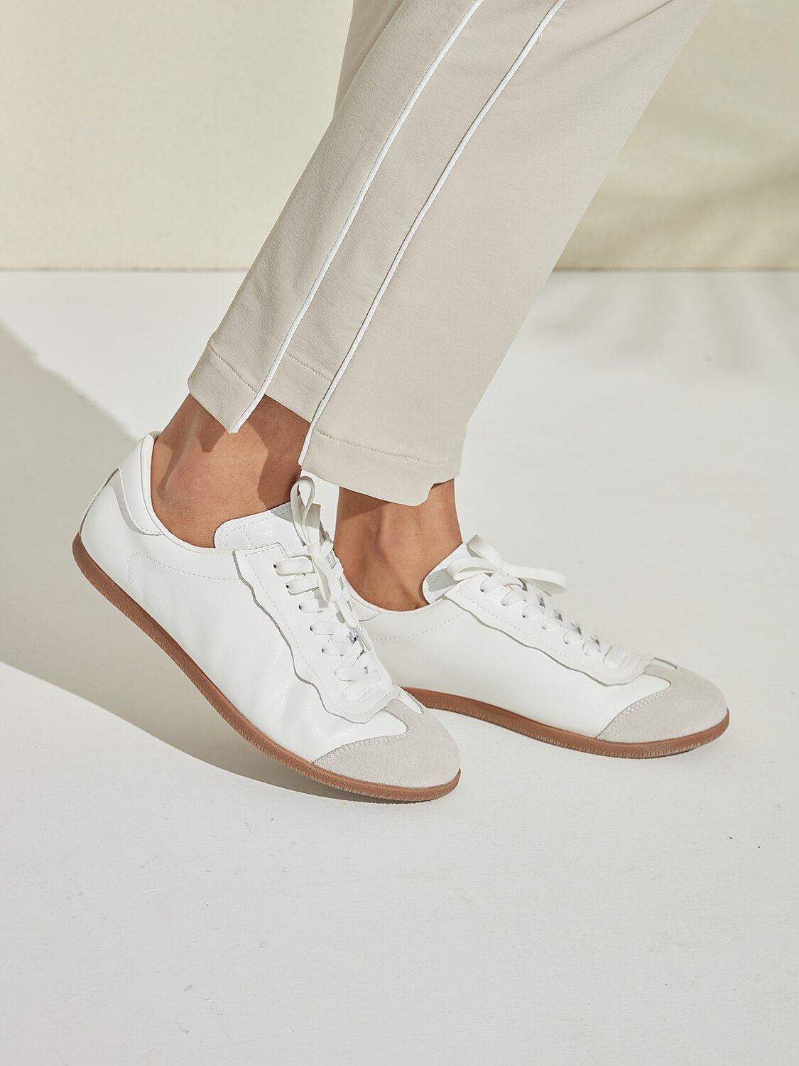 FitFlex Leather Retro Trainer Sneakers Women