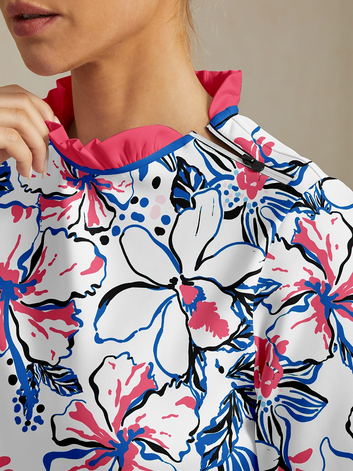 Botanical Energy Ruffle Collar Golf Sweatshirt