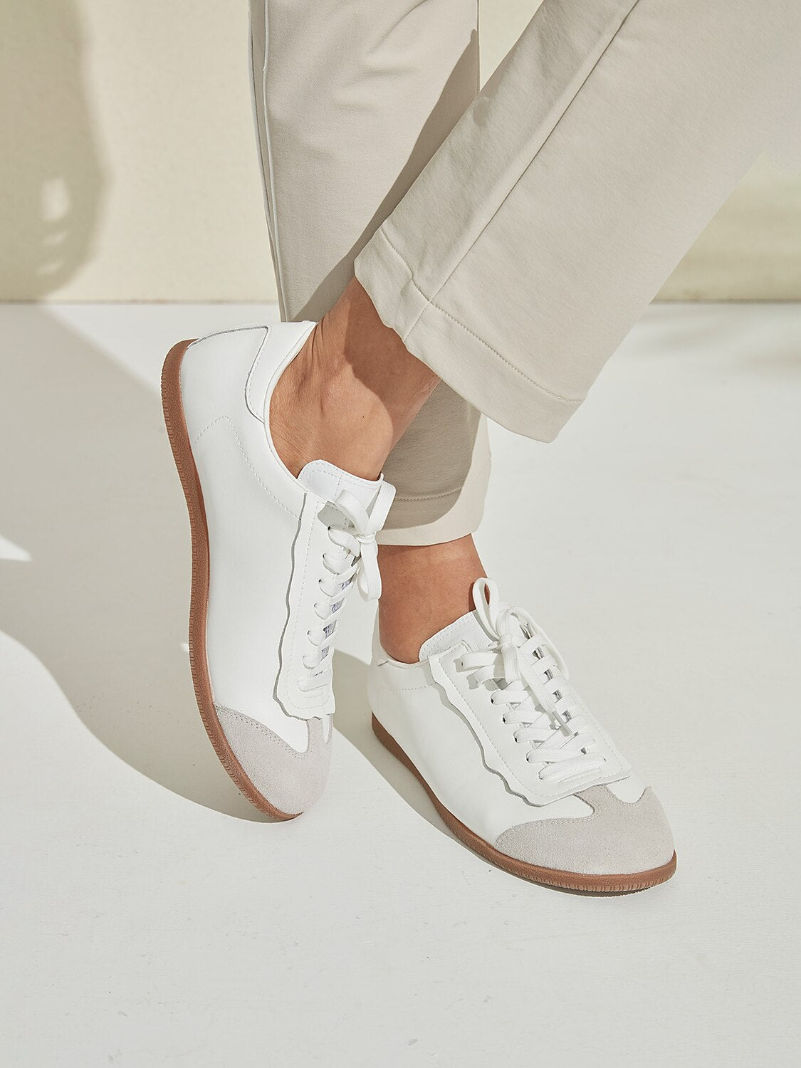 FitFlex Leather Retro Trainer Sneakers Women