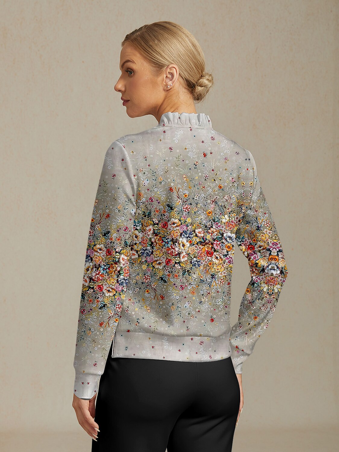 Botanical Energy Ruffle Collar Golf Sweatshirt