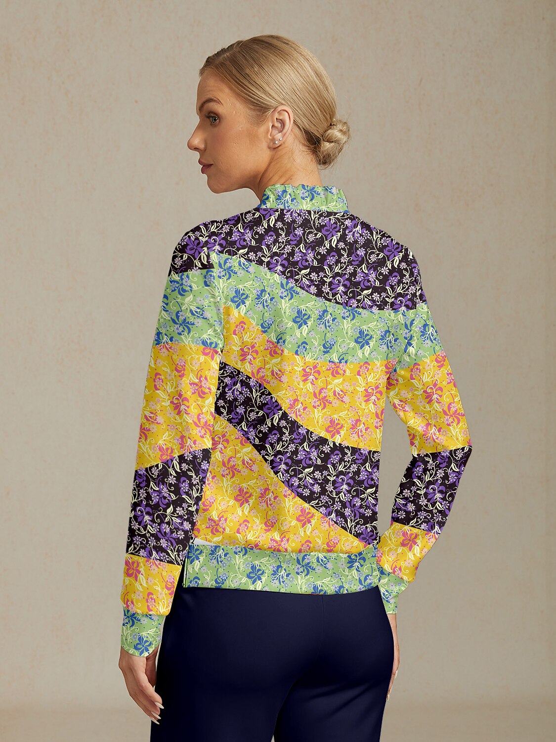 Botanical Energy Ruffle Collar Golf Sweatshirt