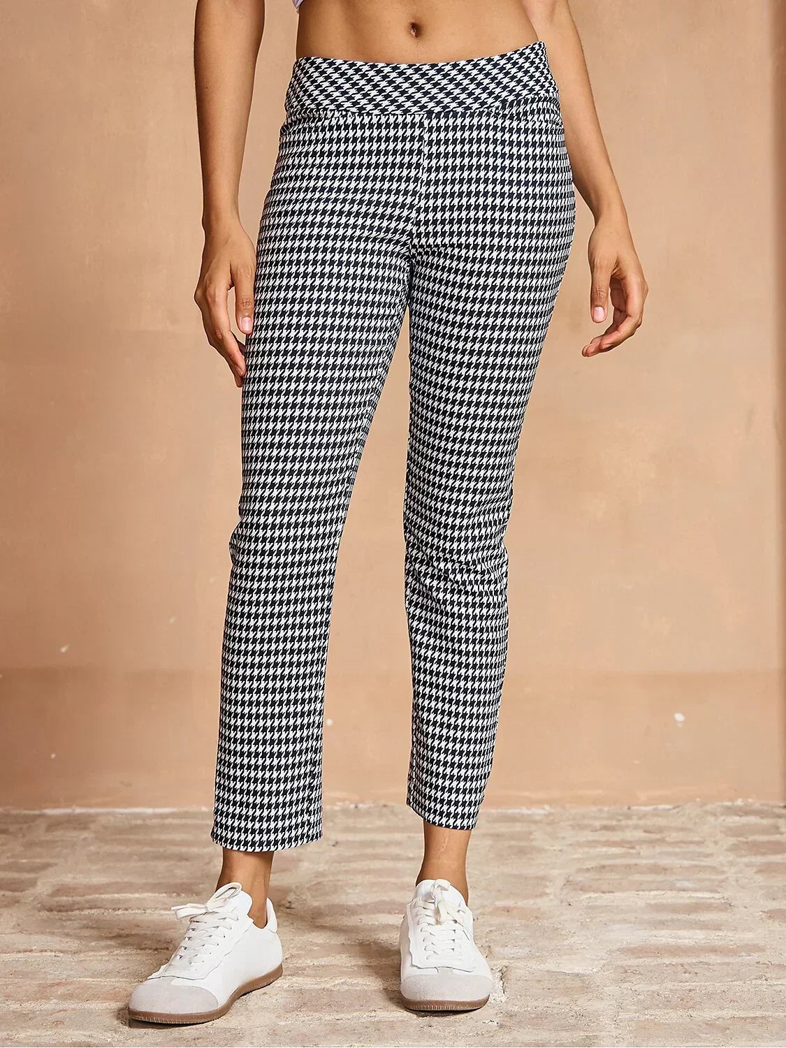 EAGLE 28 Inch Performance Stretch Ankle Pants